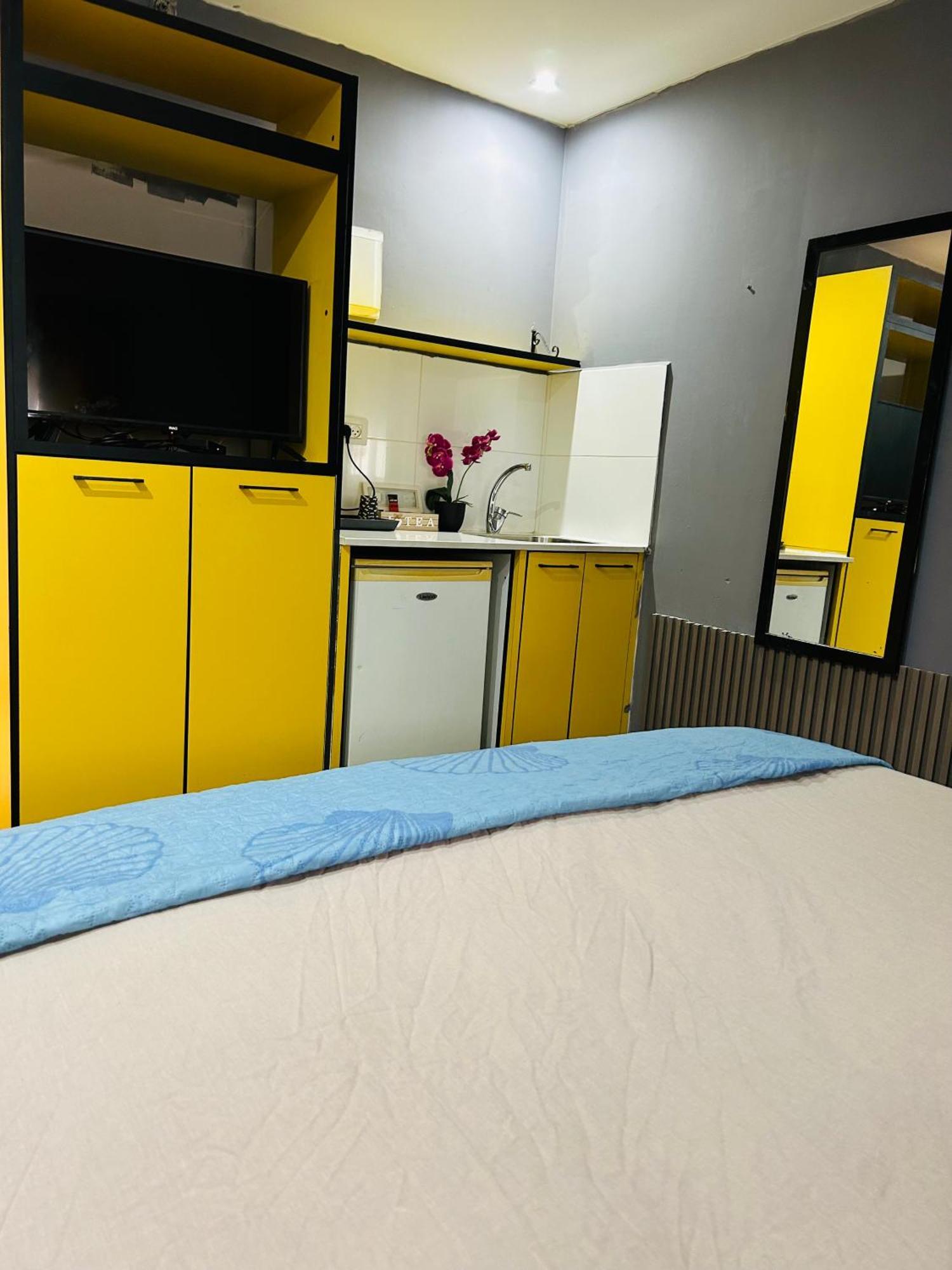 Amdar Hostel *